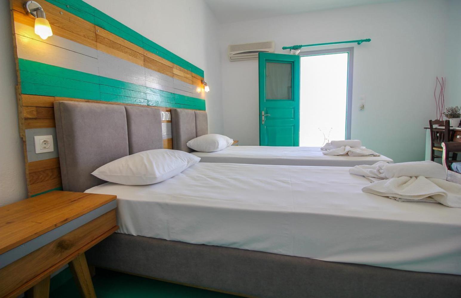Hotel Camares Alopronia Esterno foto
