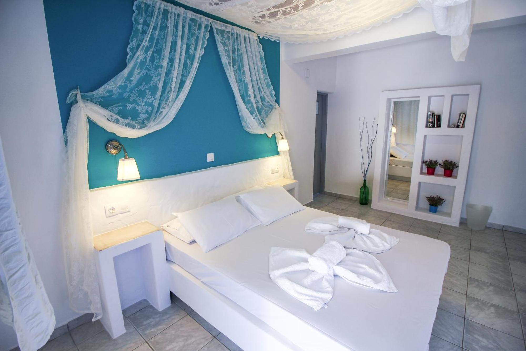 Hotel Camares Alopronia Esterno foto